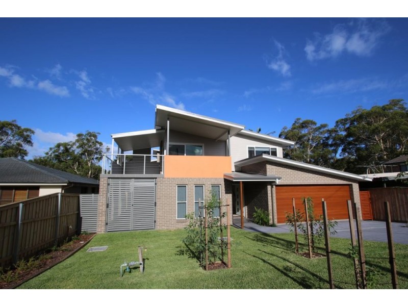 12 Curlew Avenue, Hawks Nest NSW 2324
