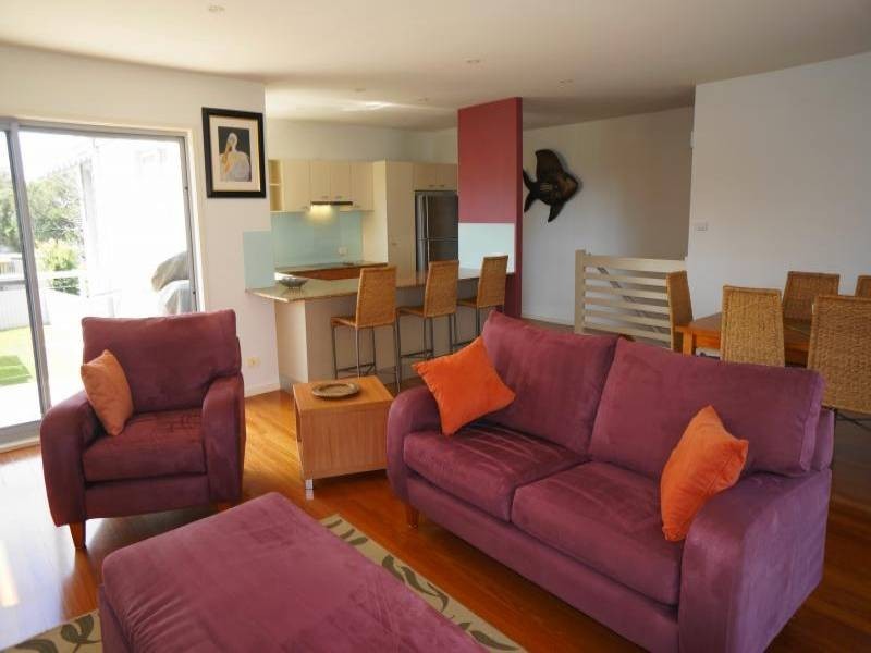 48 Moira Parade, Hawks Nest NSW 2324