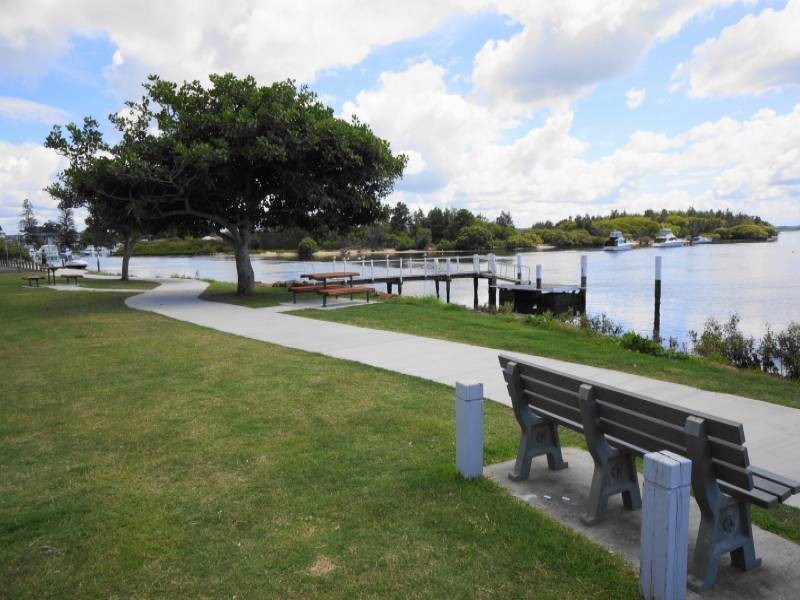 2/67 Marine Drive, Tea Gardens NSW 2324
