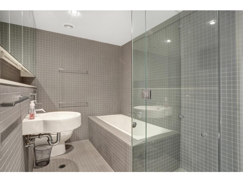 1/13-17 Beach Road, Hawks Nest NSW 2324