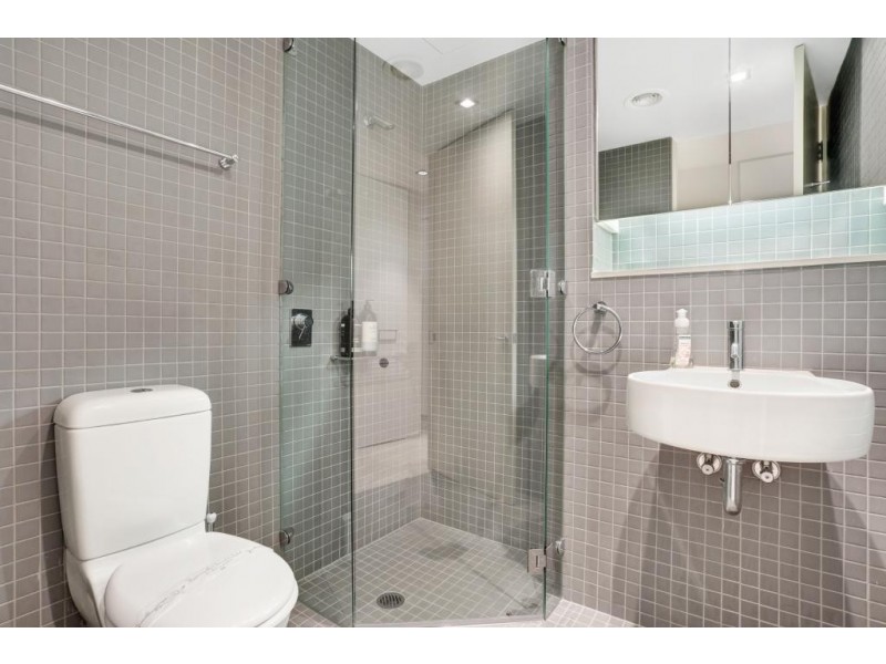 1/13-17 Beach Road, Hawks Nest NSW 2324