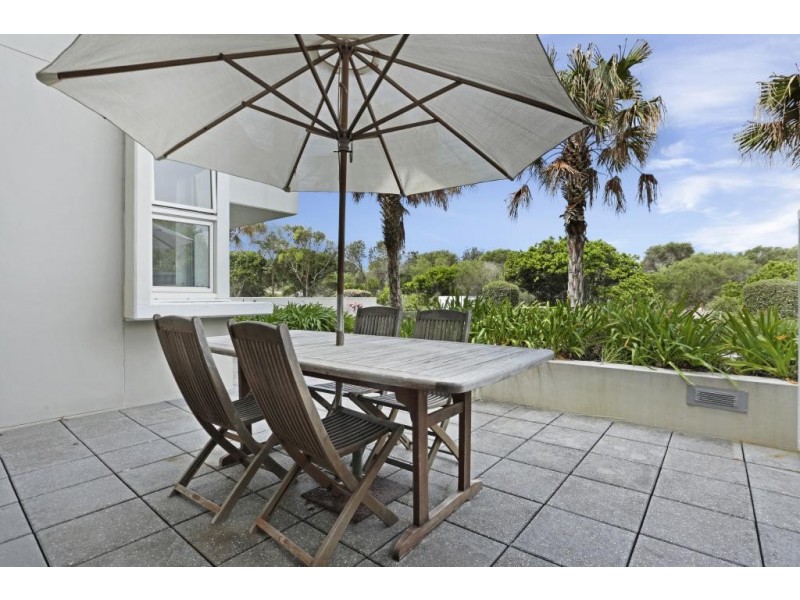 1/13-17 Beach Road, Hawks Nest NSW 2324