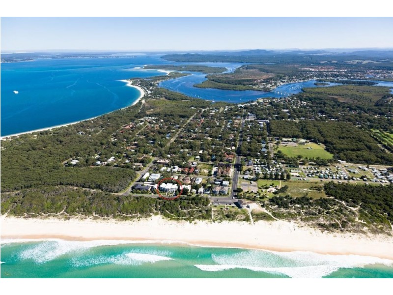 1/13-17 Beach Road, Hawks Nest NSW 2324