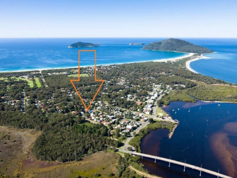 23 Mermaid Avenue, Hawks Nest NSW 2324