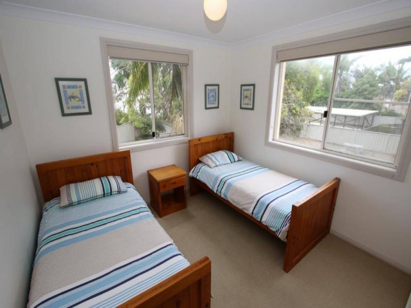 1/9-11 Beach Road, Hawks Nest NSW 2324