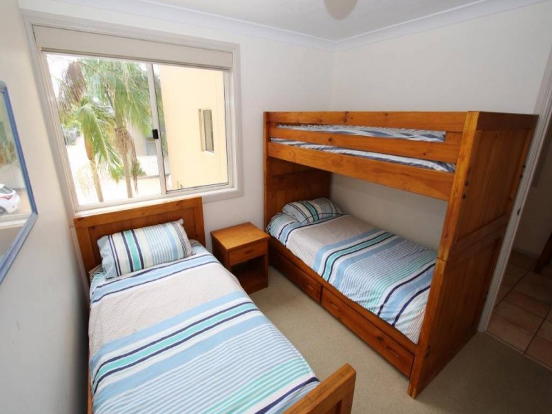 1/9-11 Beach Road, Hawks Nest NSW 2324