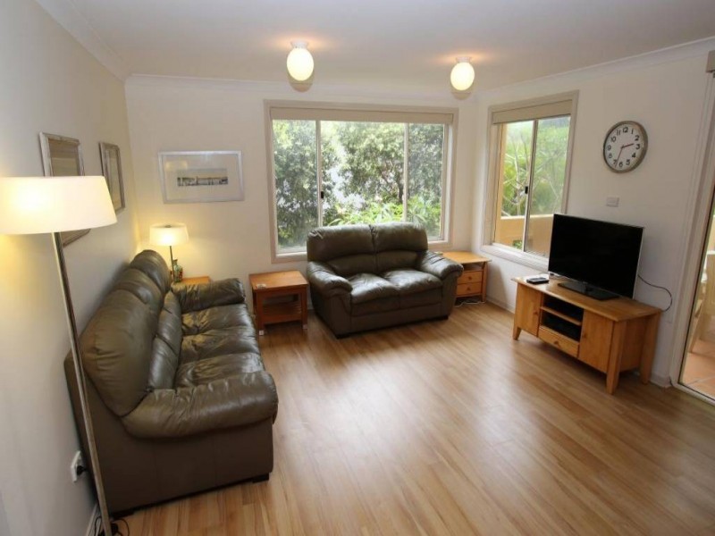 1/9-11 Beach Road, Hawks Nest NSW 2324