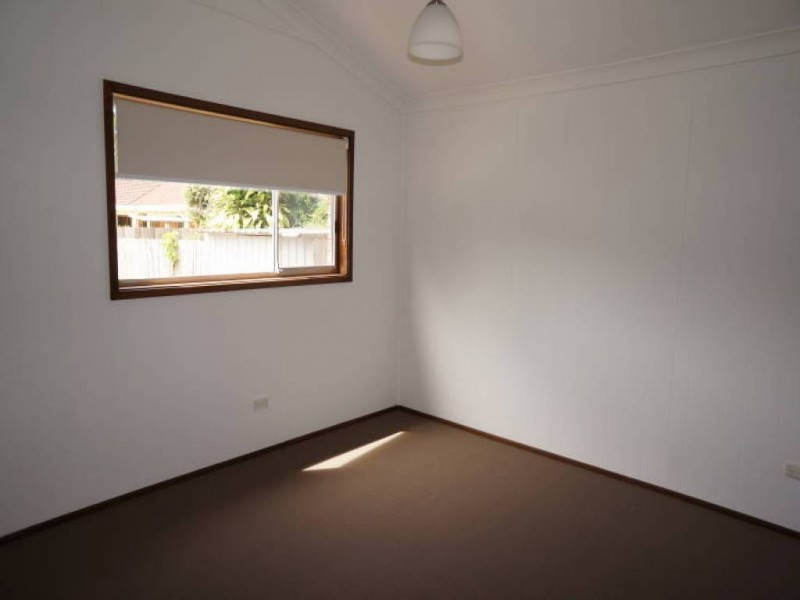 18 Muneela Avenue, Hawks Nest NSW 2324