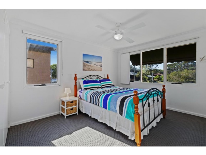1/56 Mirreen Street, Hawks Nest NSW 2324
