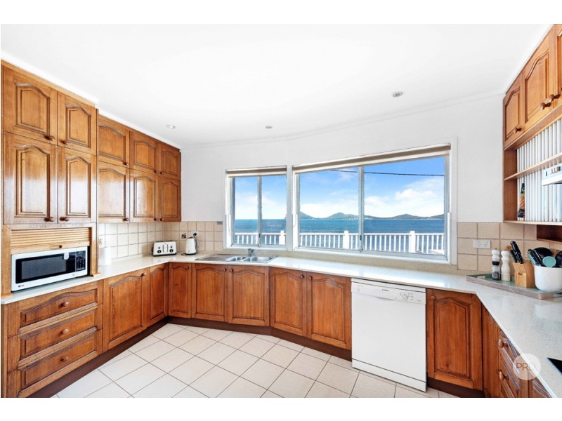 47 The Boulevarde, Hawks Nest NSW 2324