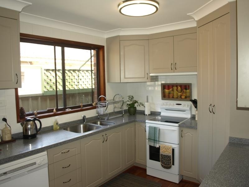 17 Kurrawong Avenue, Hawks Nest NSW 2324