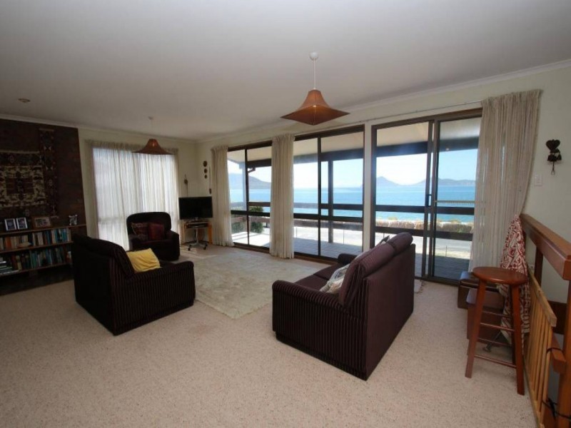 63 The Boulevarde, Hawks Nest NSW 2324
