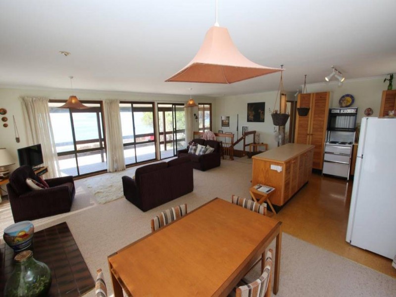 63 The Boulevarde, Hawks Nest NSW 2324
