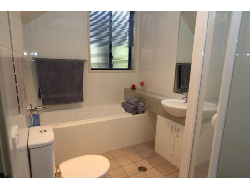 1/12 Russell Street, Hawks Nest NSW 2324