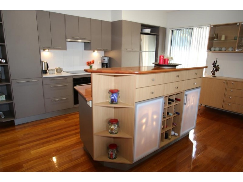 1/12 Russell Street, Hawks Nest NSW 2324