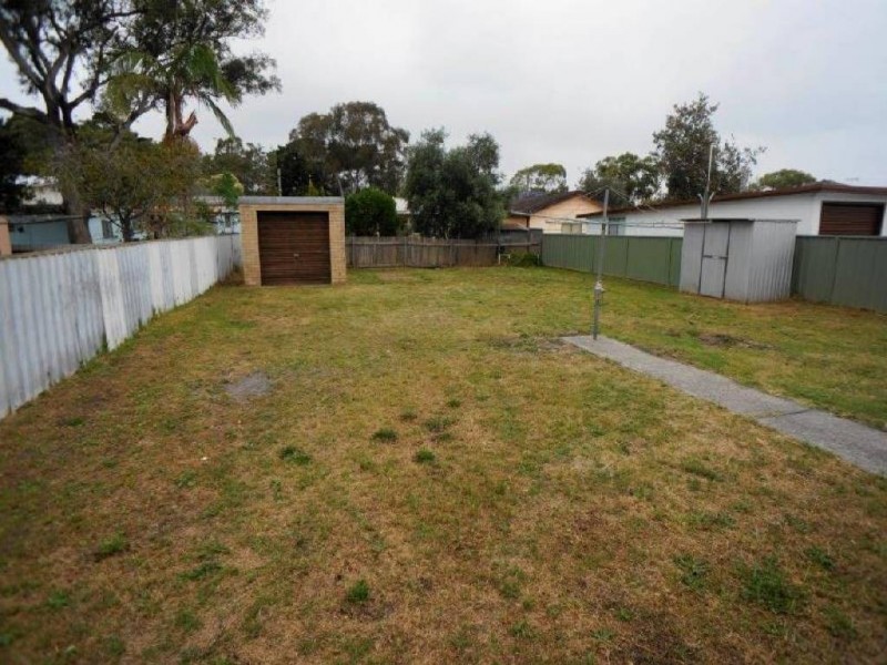 16 Mermaid Avenue, Hawks Nest NSW 2324