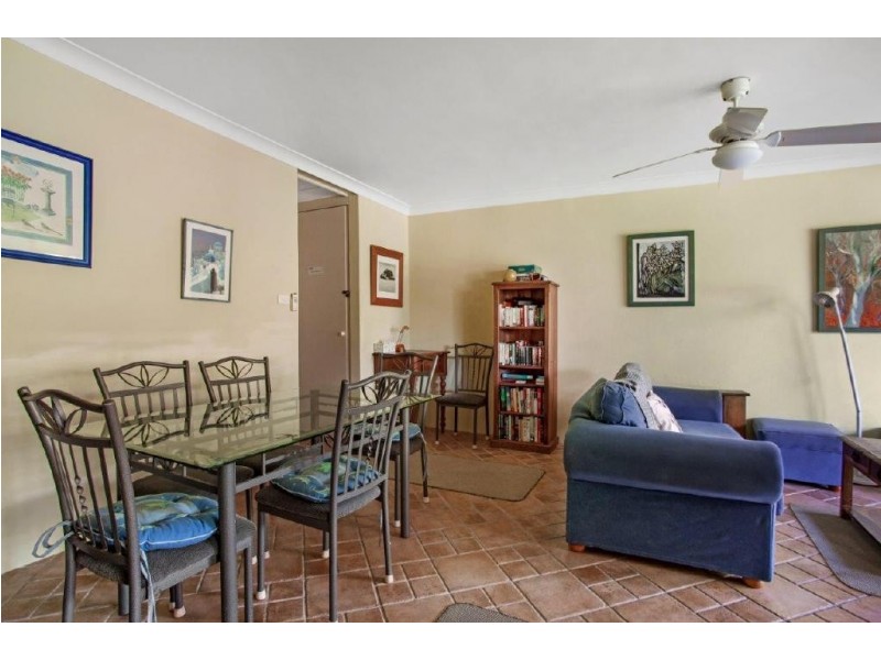 2/21 Beach Road, Hawks Nest NSW 2324