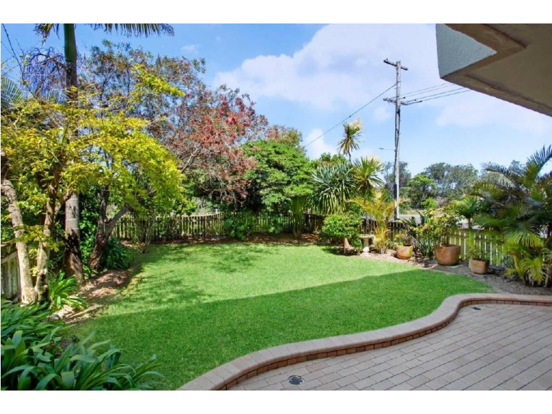 2/21 Beach Road, Hawks Nest NSW 2324