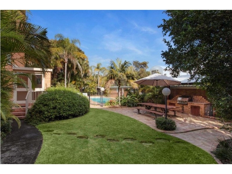 2/21 Beach Road, Hawks Nest NSW 2324