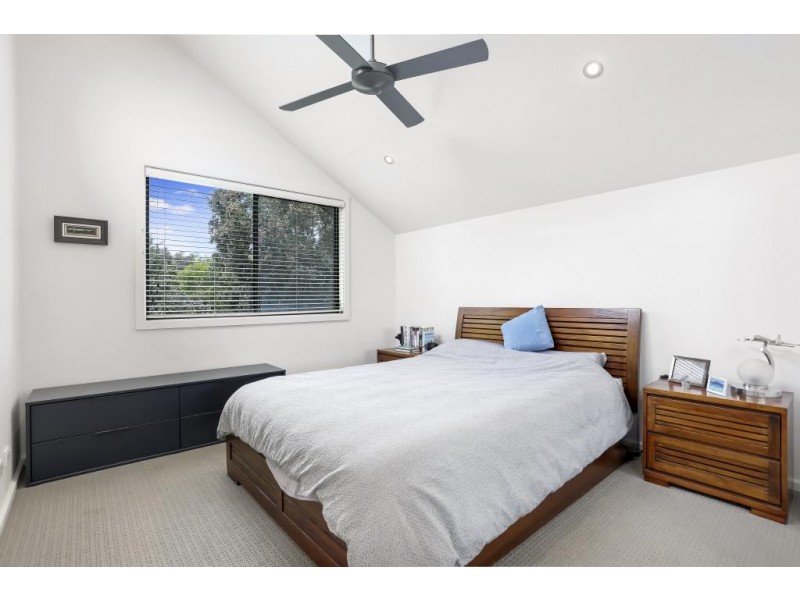 2/6 Muneela Avenue, Hawks Nest NSW 2324