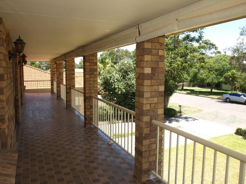 18 Karthena Crescent, Hawks Nest NSW 2324