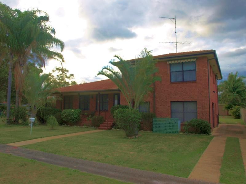 13 Coupland Avenue, Tea Gardens NSW 2324