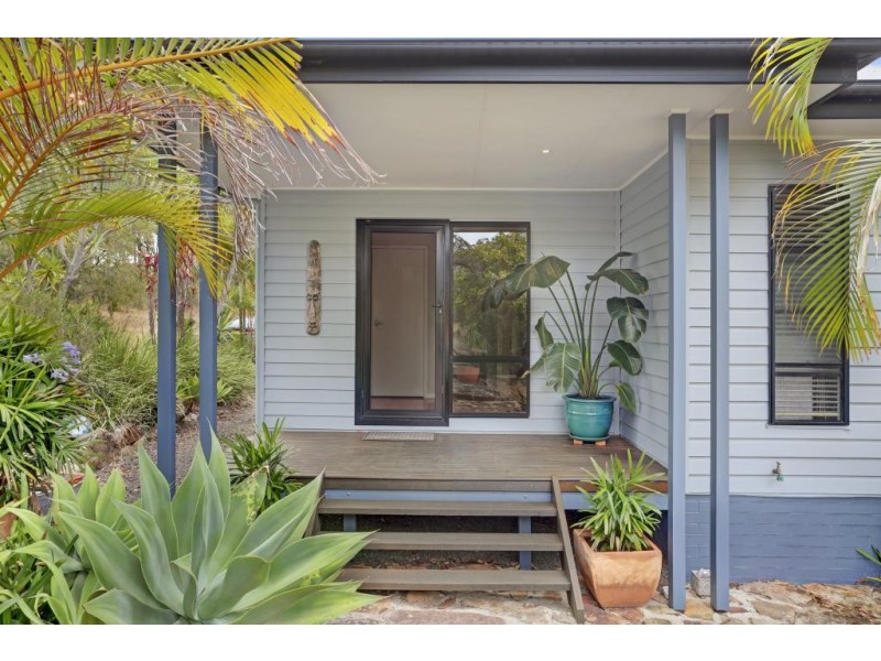 98 Clarke Street Pindimar, Tea Gardens NSW 2324