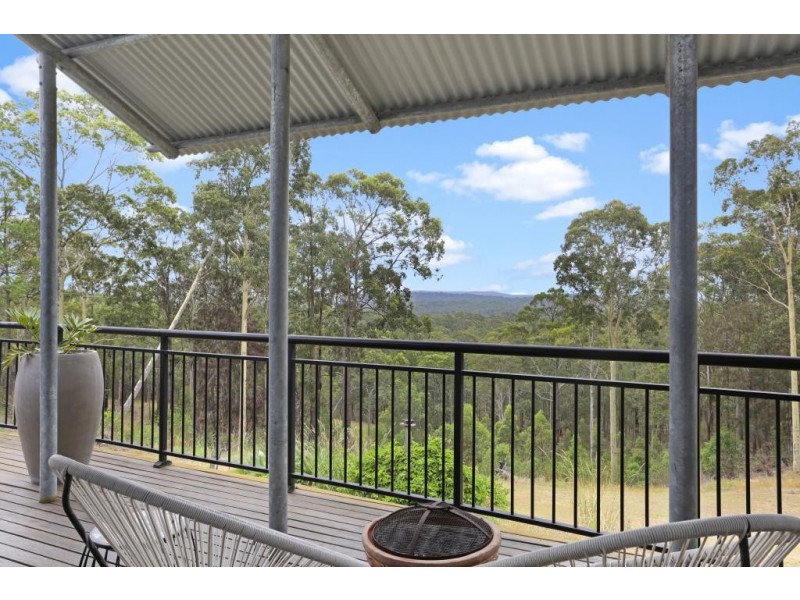 98 Clarke Street Pindimar, Tea Gardens NSW 2324