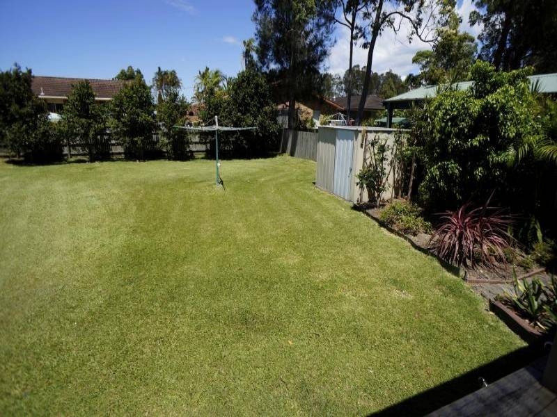 9 Kathena Crescent, Hawks Nest NSW 2324