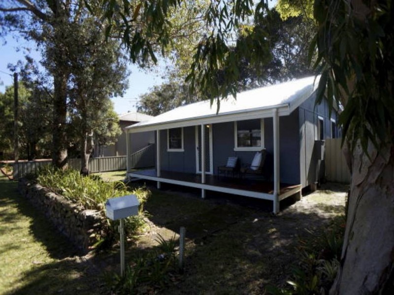 43 Yamba Street, Hawks Nest NSW 2324