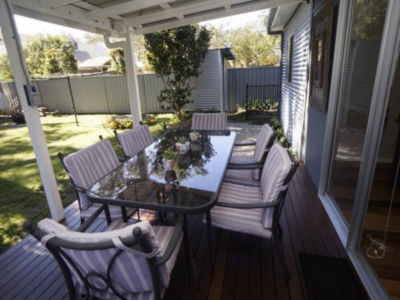 43 Yamba Street, Hawks Nest NSW 2324