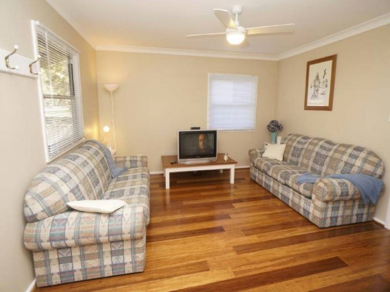 43 Yamba Street, Hawks Nest NSW 2324