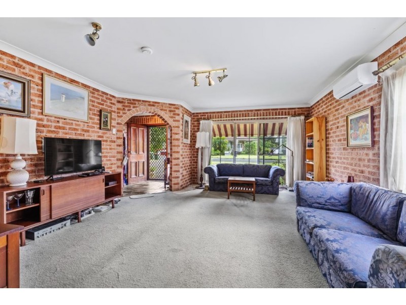 1/2 West Close, Hawks Nest NSW 2324