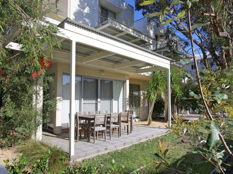 2/22 Bennett Street, Hawks Nest NSW 2324