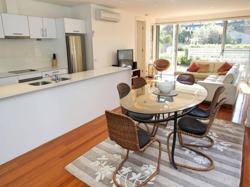 2/22 Bennett Street, Hawks Nest NSW 2324
