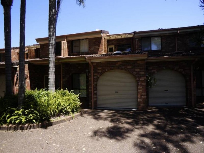 2/6 Bowral Street, Hawks Nest NSW 2324