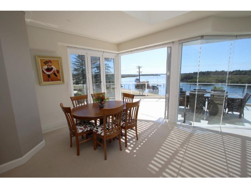 7/31-33 Marine Drive, Tea Gardens NSW 2324