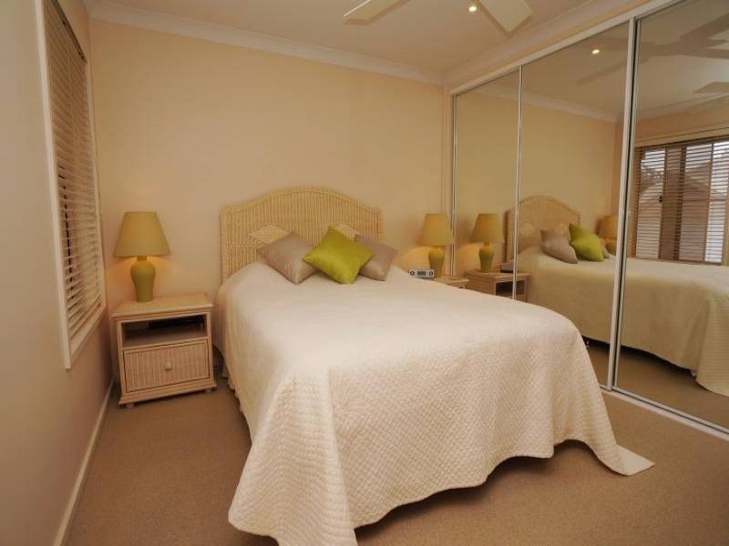 2A Yamba Street, Hawks Nest NSW 2324