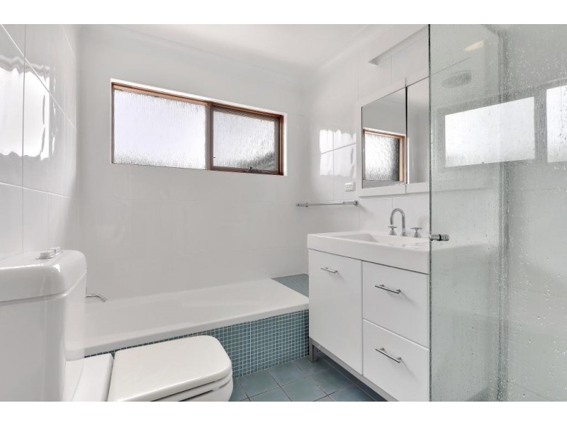 2/2 Bowral Street, Hawks Nest NSW 2324