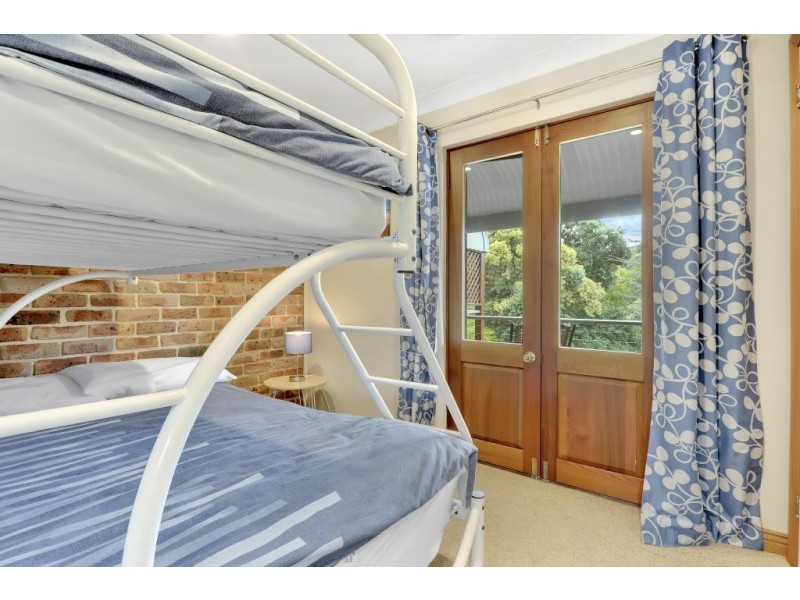 2/2 Bowral Street, Hawks Nest NSW 2324