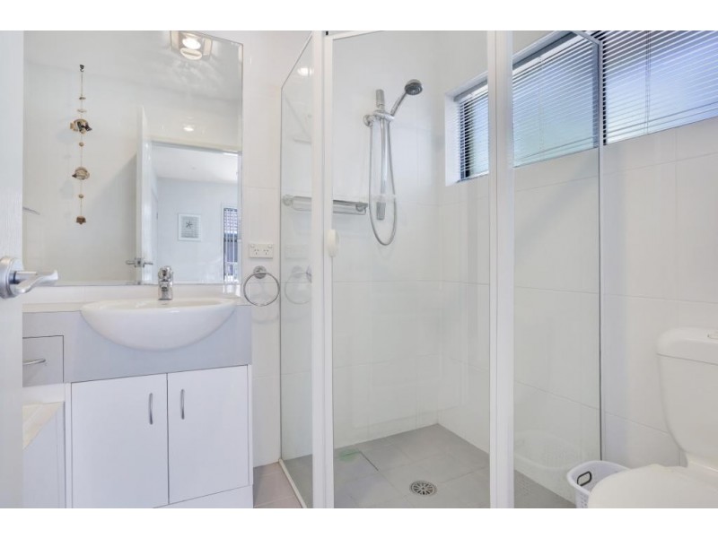2/12 Russell Street, Hawks Nest NSW 2324
