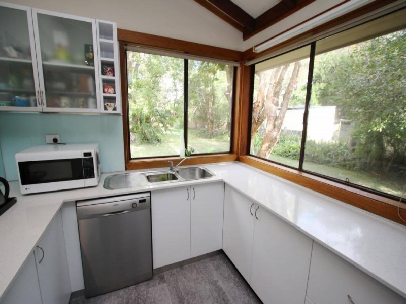 50-52 Coupland Avenue, Tea Gardens NSW 2324