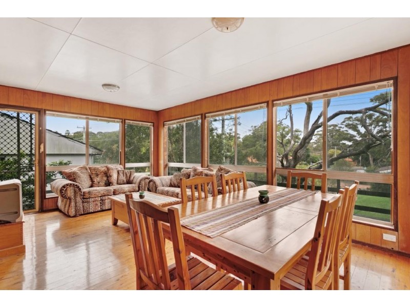 41 Mirreen Street, Hawks Nest NSW 2324