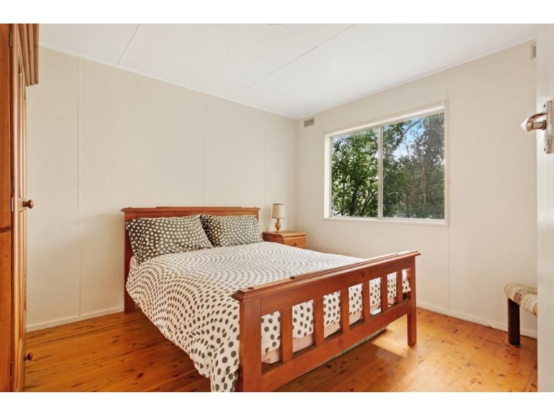 41 Mirreen Street, Hawks Nest NSW 2324