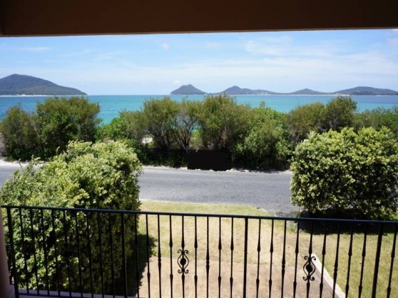 67 The Boulevarde, Hawks Nest NSW 2324