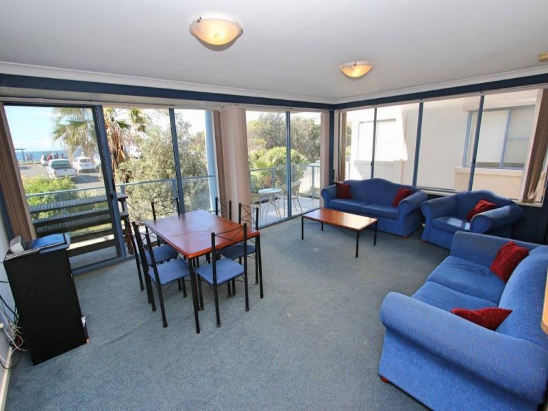 9/1 Beach Road, Hawks Nest NSW 2324