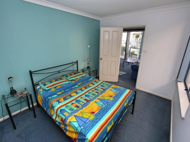 9/1 Beach Road, Hawks Nest NSW 2324