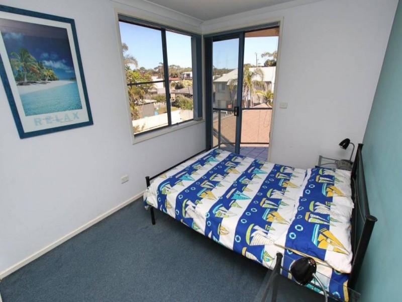 9/1 Beach Road, Hawks Nest NSW 2324