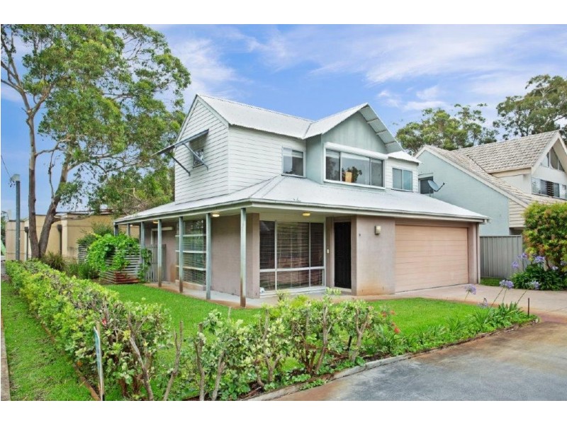 9/30 Tuloa Avenue, Hawks Nest NSW 2324