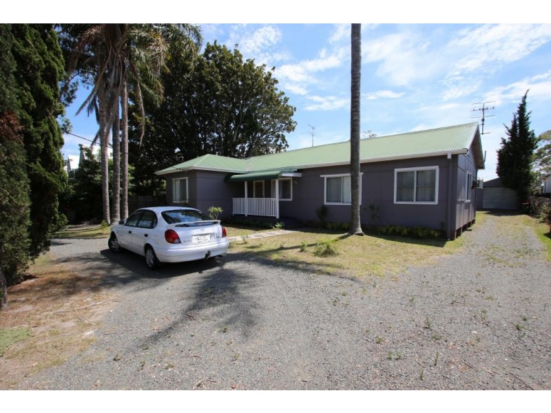 160 Myall Street, Tea Gardens NSW 2324